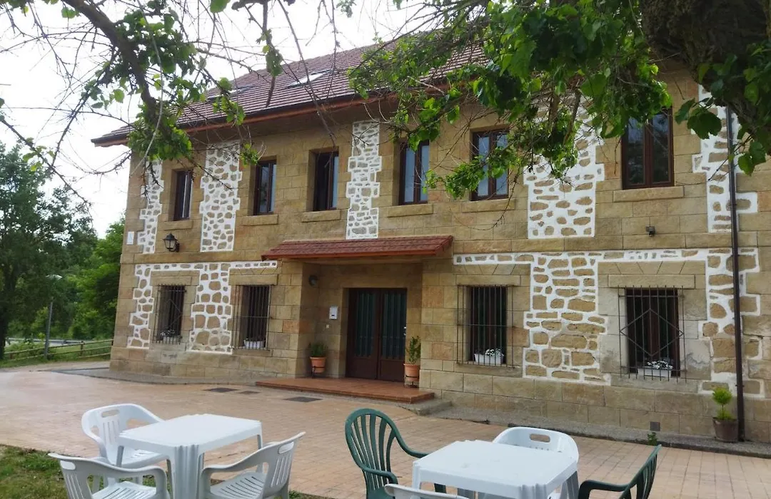Albergue Valle De Tobalina-1